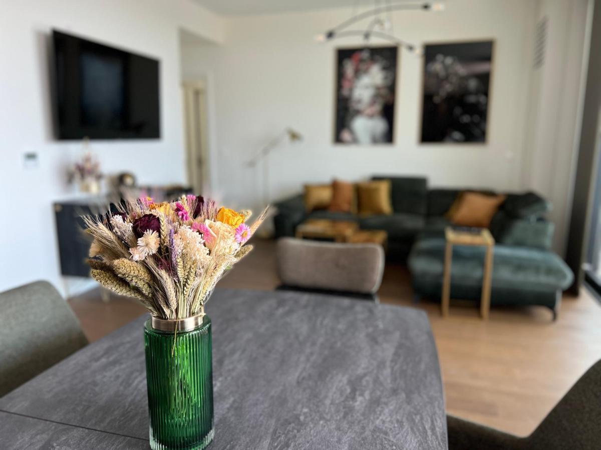 BW Terrace Top Floor Apartments With River View & Self Check-In Belgrado Buitenkant foto