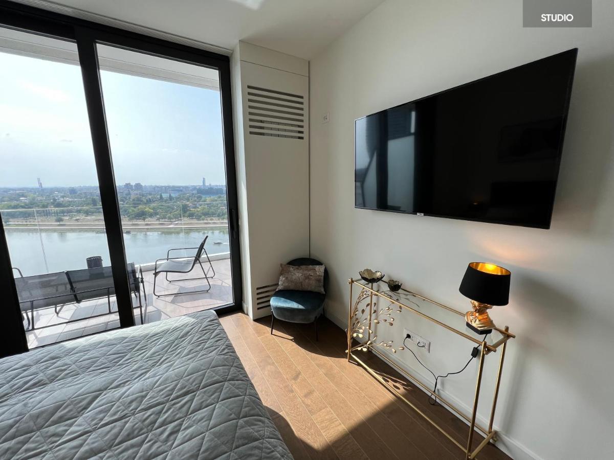 BW Terrace Top Floor Apartments With River View & Self Check-In Belgrado Buitenkant foto